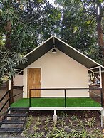 Ambik Riverside Camp And Resort