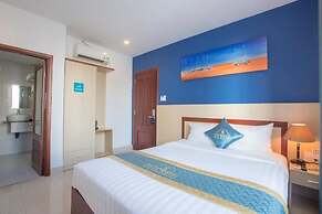 Maxhome Luxury Hotel