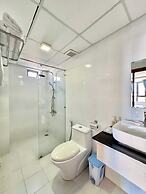 Maxhome Luxury Hotel