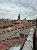 You & Me Corporation Home Verona Centro