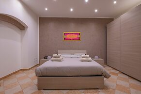 You & Me Corporation Home Verona Centro