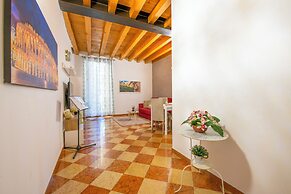 You & Me Corporation Home Verona Centro