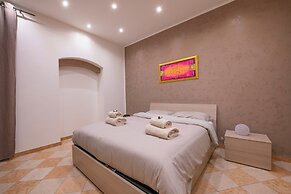 You & Me Corporation Home Verona Centro