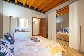 You & Me Corporation Home Verona Centro