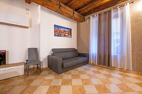 You & Me Corporation Home Verona Centro