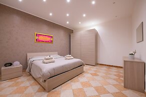 You & Me Corporation Home Verona Centro