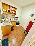 Axon Cozy Modern House #B Near The Walking Street