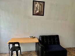 Axon Cozy Modern House #B Near The Walking Street