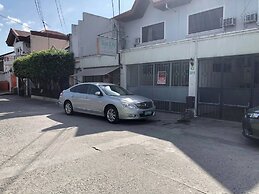 Axon Cozy Modern House #B Near The Walking Street