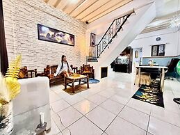 Axon Cozy Modern House #B Near The Walking Street