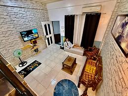 Axon Cozy Modern House #B Near The Walking Street