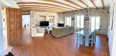 Villa Joy in Ampelas Paros