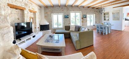 Villa Joy in Ampelas Paros