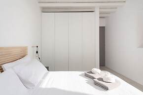 Rising Sun Villa Near Naousa and the Beach Paros