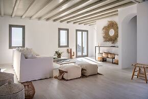 Rising Sun Villa Near Naousa and the Beach Paros