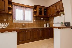 Naousa Central House Paros