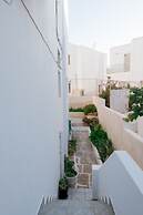 Naousa Central House Paros