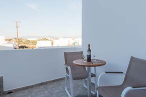 Naousa Central House Paros