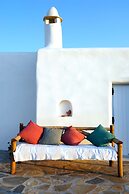 Divers Cycladic House Paros