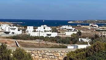 Divers Cycladic House Paros