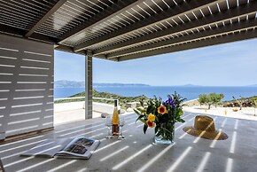 Rising Moon Villa Near Naousa and the Beach