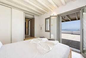 Rising Moon Villa Near Naousa and the Beach