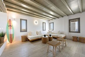 Rising Moon Villa Near Naousa and the Beach