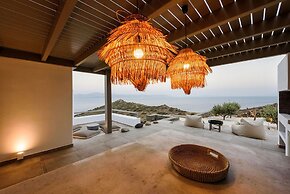 Rising Moon Villa Near Naousa and the Beach