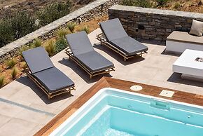 Rising Moon Villa Near Naousa and the Beach