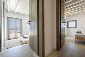 Rising Moon Villa Near Naousa and the Beach