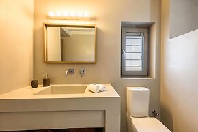 Rising Moon Villa Near Naousa and the Beach