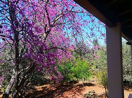 Agrilis Cottage Near the Beach