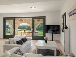 Villa Franca Ideal for Wedding Parties