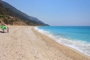 Peris Independent Stone Apartment for 3