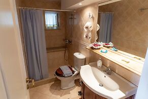 Peris Independent Stone Apartment for 3