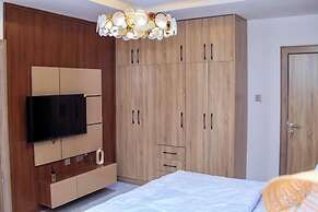 Lalo's place and Apartments