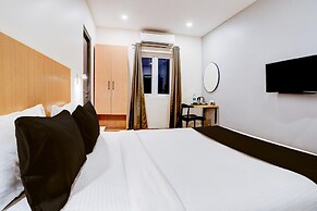 Cozy Stays Near Halasuru Metro Station