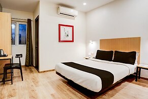 Cozy Stays Near Halasuru Metro Station