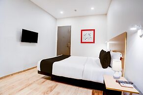 Cozy Stays Near Halasuru Metro Station