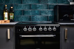 82A Dalston Lane Terrace