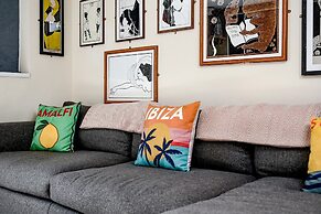 82A Dalston Lane Terrace