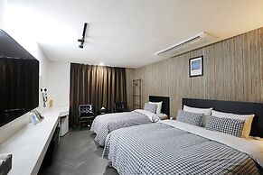 Dongdaemun Bellus Hotel