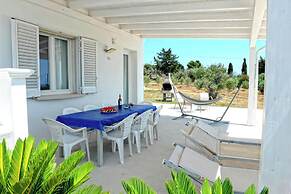 Villa Vanissia With Garden And Sea View