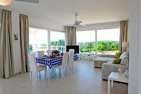Luxury Apartment In Villa Vanissia