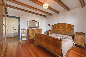 Teseo House - Lake View