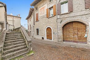 Teseo House - Lake View