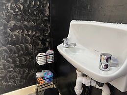 Charming Reading Garden House Pet Friendly