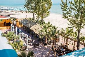 Pirates Resort Mamaia