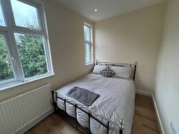 Stunning South Croydon Apartment - Relax in Style