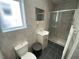 Stunning South Croydon Apartment - Relax in Style